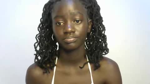 petitte_gyaal online show from October 15, 2025, 6:57 am