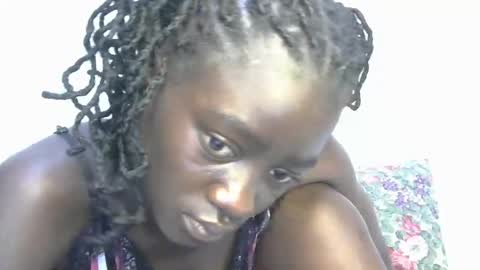 petitte_gyaal online show from October 19, 2025, 4:13 am