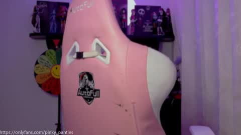 i.. .U can call me Nick ....    Help me to reach 200 thumbs up online show from September 16, 2025, 1:17 am