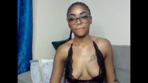 Arielle online show from September 24, 2025, 3:59 pm