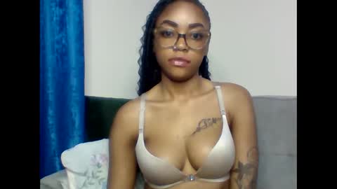 Arielle online show from October 4, 2025, 12:52 am