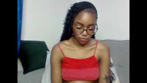 Arielle online show from October 12, 2025, 12:31 am