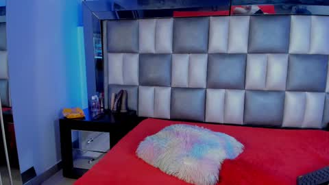 peyton_wat20 online show from September 27, 2025, 7:02 am