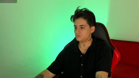 Snapshot of peytonbox chatting on November 13, 2025, 11:20 am peytonbox online show from November 13, 2025, 11:20 am