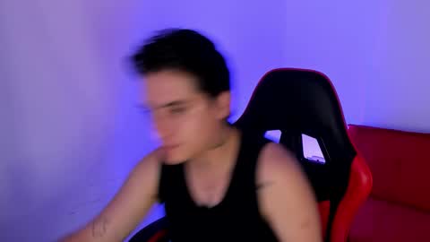 Snapshot of peytonbox chatting on December 1, 2025, 11:37 am peytonbox online show from December 1, 2025, 11:37 am