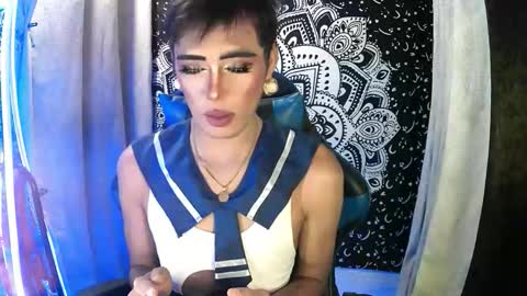 JOHN online show from April 12, 2026, 5:23 am