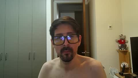 Snapshot of phanch0 chatting on November 19, 2025, 3:06 am PANCHO online show from November 19, 2025, 3:06 am