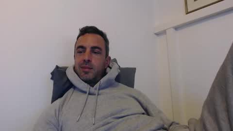 phantasie31 online show from October 1, 2025, 2:23 pm