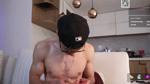 phantom_bigger1 online show from February 13, 2025, 5:22 pm