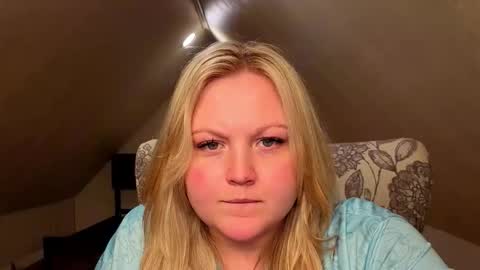 PhatAssBlond online show from May 22, 2026, 10:04 pm