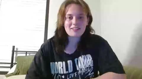 Pheebs online show from September 15, 2025, 1:38 am