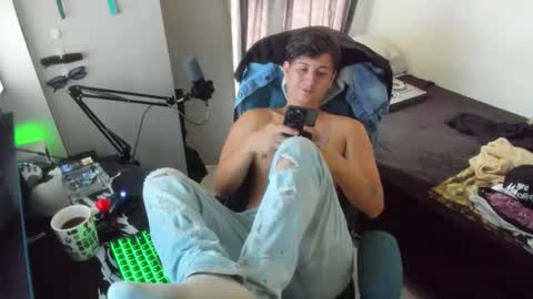 philip_dj online show from February 17, 2026, 12:01 pm