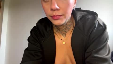 Snapshot of phillip_brownn chatting on October 25, 2025, 12:56 pm PHILLIP online show from October 25, 2025, 12:56 pm