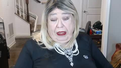 Snapshot of phillyguy195601 chatting on September 28, 2025, 6:41 am Geri online show from September 28, 2025, 6:41 am