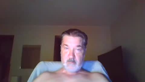Snapshot of phillyslave21 chatting on October 8, 2025, 10:02 am slave online show from October 8, 2025, 10:02 am