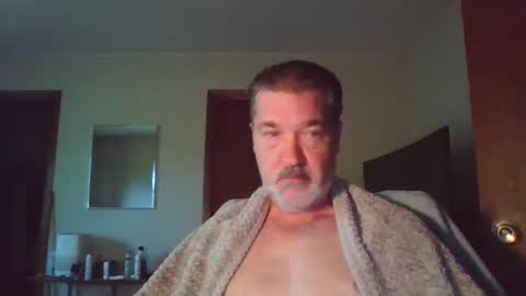 Snapshot of phillyslave21 chatting on October 12, 2025, 12:59 pm slave online show from October 12, 2025, 12:59 pm