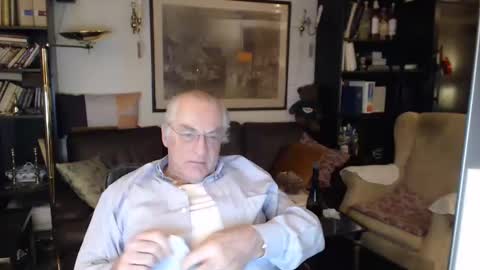 Snapshot of philoumis2 chatting on January 16, 2025, 11:06 pm Philippe online show from January 16, 2025, 11:06 pm