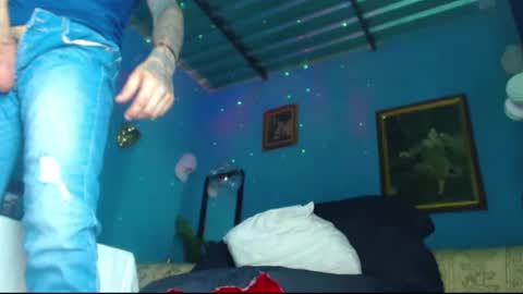 phlilloyhighclouds online show from January 3, 2025, 9:26 pm