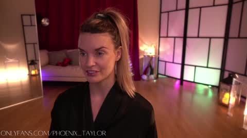 PHOENIX TAYLOR online show from December 7, 2024, 2:31 am
