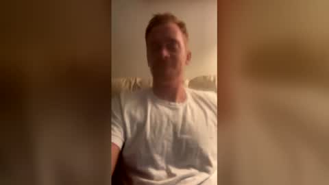 phoenixmorton online show from May 4, 2026, 9:38 am