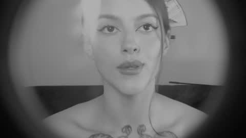 phoenixx_x online show from April 30, 2026, 3:02 am