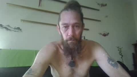 Snapshot of phorceofzen chatting on June 6, 2026, 12:32 pm phorceofzen online show from June 6, 2026, 12:32 pm