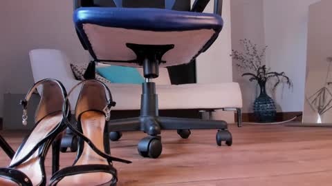 Snapshot of pia_mo chatting on December 20, 2024, 10:00 pm Special Couple Show - WELCOME TO XMAS 5 and 6 December - 2 at 8 pm COL hour online show from December 20, 2024, 10:00 pm