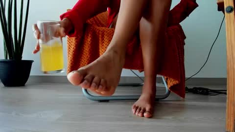 Snapshot of pia_mo chatting on December 3, 2025, 12:58 pm Special Couple Show - WELCOME TO XMAS 5 and 6 December - 2 at 8 pm COL hour online show from December 3, 2025, 12:58 pm