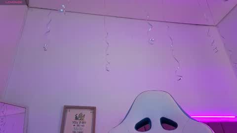 Liz online show from November 8, 2025, 8:51 pm