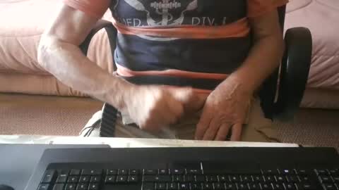 piavola online show from July 6, 2026, 8:44 am