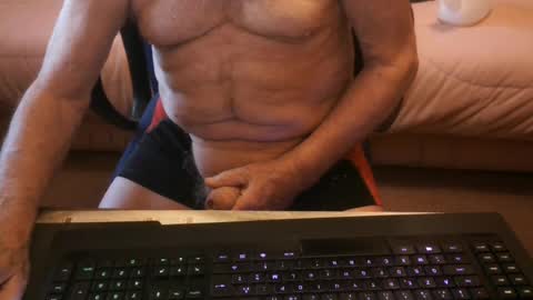 piavola online show from July 8, 2026, 3:44 am