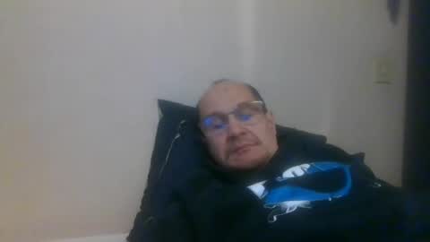 Snapshot of pichoun71 chatting on January 4, 2025, 8:06 am pichoun71 online show from January 4, 2025, 8:06 am