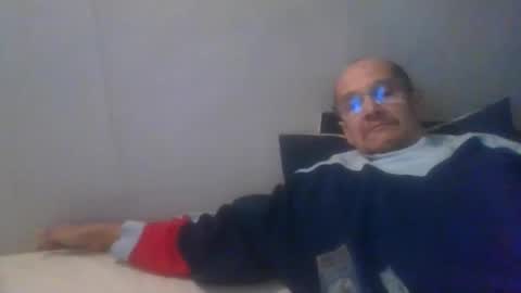 Snapshot of pichoun71 chatting on November 10, 2025, 6:56 am pichoun71 online show from November 10, 2025, 6:56 am