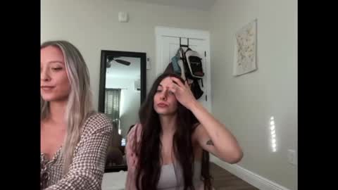 Snapshot of pieperx chatting on November 8, 2025, 8:07 pm piper online show from November 8, 2025, 8:07 pm