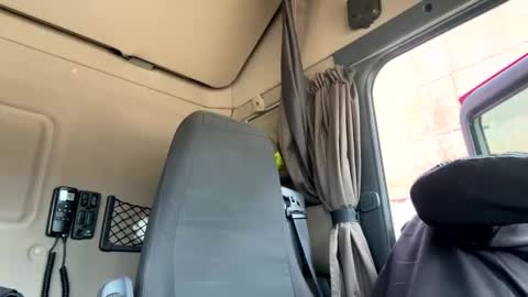 pierotu online show from December 3, 2024, 11:44 am