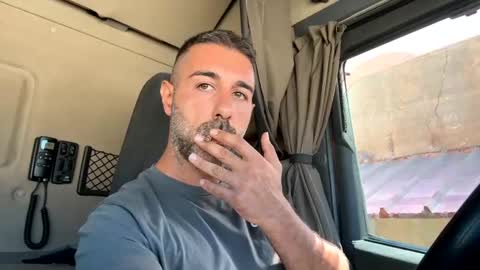 pierotu online show from September 22, 2025, 10:06 am