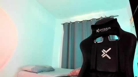 Pierre online show from April 7, 2026, 6:52 pm