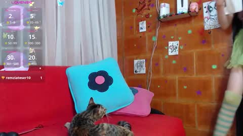 Snapshot of piink_sky chatting on November 4, 2025, 8:30 pm Sky online show from November 4, 2025, 8:30 pm