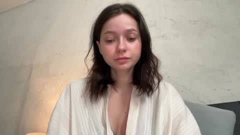 Snapshot of pileacadieri__ chatting on January 16, 2025, 5:21 am Trisha online show from January 16, 2025, 5:21 am