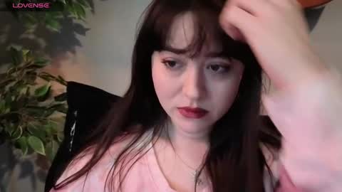 Snapshot of pillogoddess chatting on April 4, 2026, 1:26 am PilloGoddess online show from April 4, 2026, 1:26 am