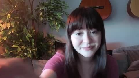 Snapshot of pillogoddess chatting on April 8, 2026, 3:12 pm PilloGoddess online show from April 8, 2026, 3:12 pm