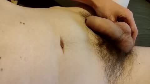 Snapshot of pillowartis chatting on October 19, 2025, 8:20 pm pillowartis online show from October 19, 2025, 8:20 pm