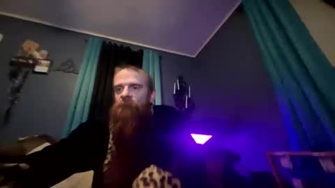 pillowhumpboy212 online show from October 12, 2025, 7:29 am