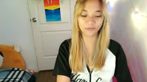 pinay beauty14 online show from February 21, 2025, 2:28 am