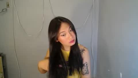 Jen online show from September 22, 2025, 9:55 am