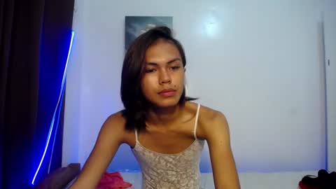 pinay_kheona online show from June 15, 2026, 12:07 pm
