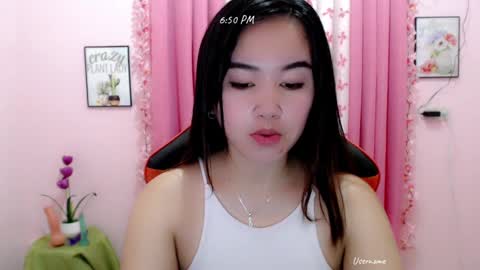 Snapshot of pinay_nica chatting on January 10, 2025, 10:50 am pinay_nica online show from January 10, 2025, 10:50 am