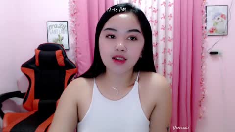 Snapshot of pinay_nica chatting on January 14, 2025, 4:15 am pinay_nica online show from January 14, 2025, 4:15 am
