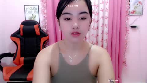 Snapshot of pinay_nica chatting on January 16, 2025, 5:42 am pinay_nica online show from January 16, 2025, 5:42 am