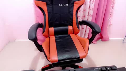 Snapshot of pinay_nica chatting on January 28, 2025, 12:43 pm pinay_nica online show from January 28, 2025, 12:43 pm